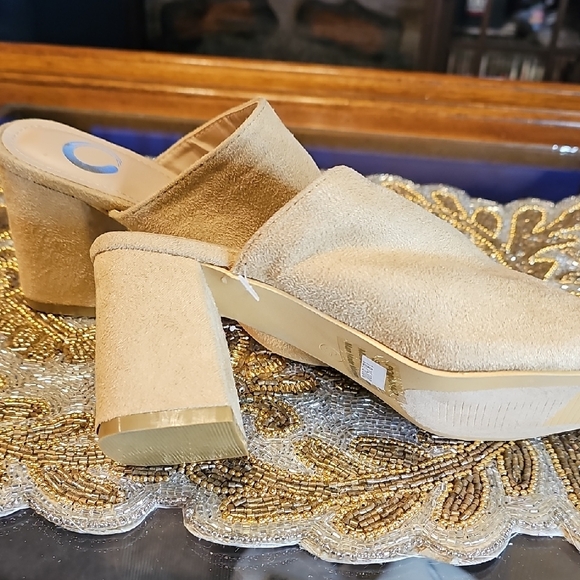 Journee Collection Tan Suede Mules - Picture 3 of 8